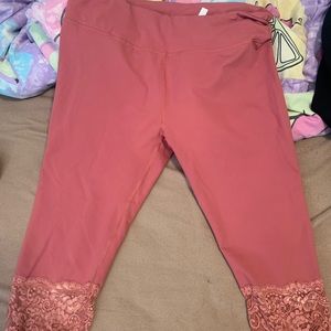 Fabletics Capri leggings